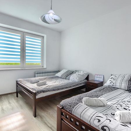 Ceglany Apartament اوسترزوكي دولن المظهر الخارجي الصورة